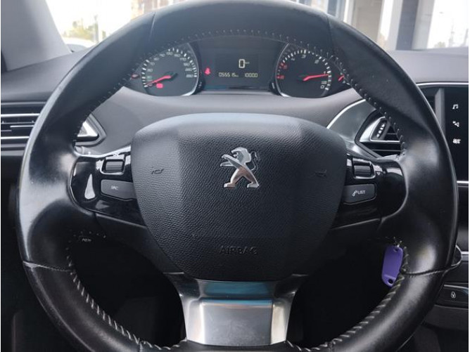 Peugeot 308 1.5 HDI Style 