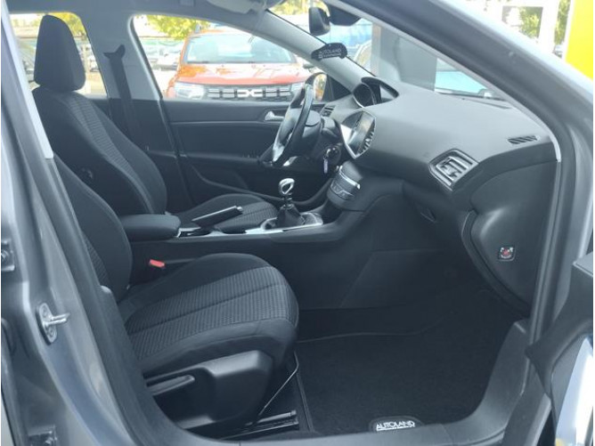 Peugeot 308 1.5 HDI Style 