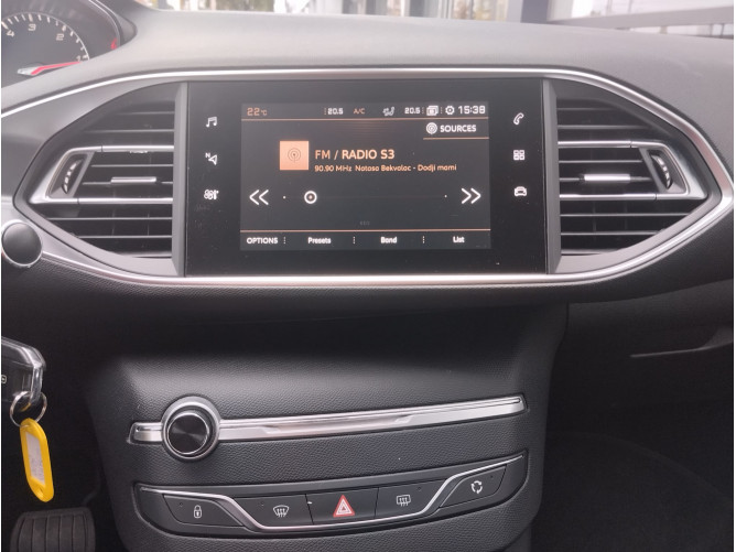 Peugeot 308 1.5 HDI Business AUT 