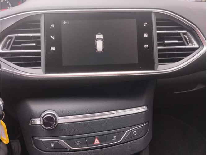 Peugeot 308 1.5 HDI Business AUT 