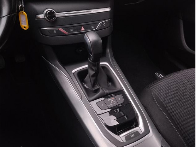 Peugeot 308 1.5 HDI Business AUT 