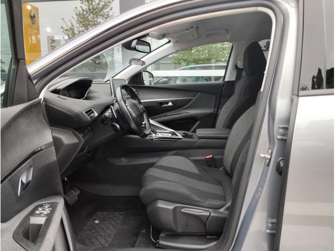 Peugeot 3008 1.5 HDI Business AUT 