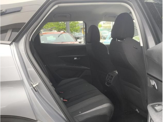 Peugeot 3008 1.5 HDI Business AUT 