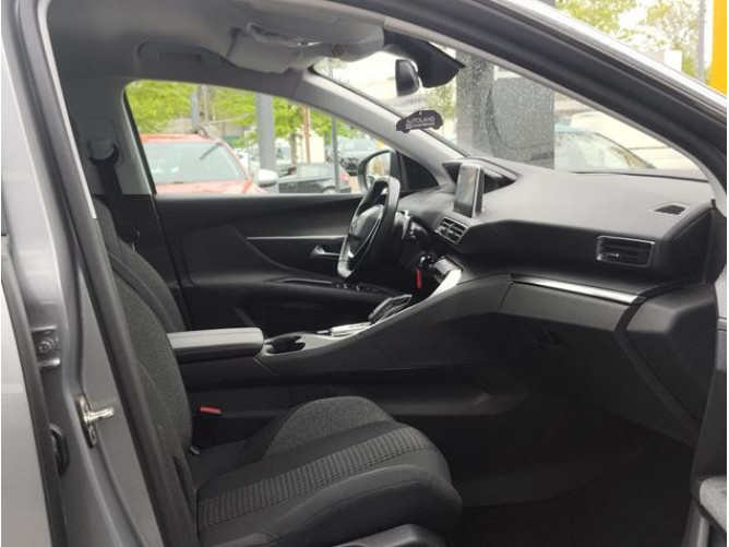 Peugeot 3008 1.5 HDI Business AUT 