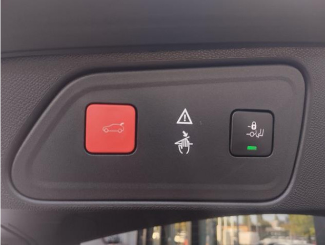 Peugeot 3008 1.5 HDI GT Line AUT 