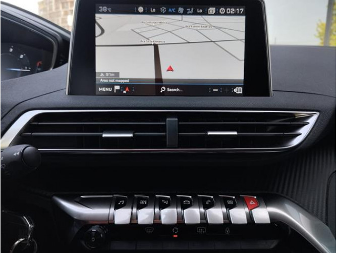 Peugeot 3008 1.5 HDI Business AUT 