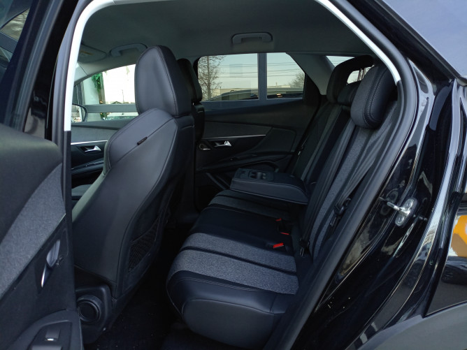 Peugeot 3008 1.5 HDI Allure AUT 