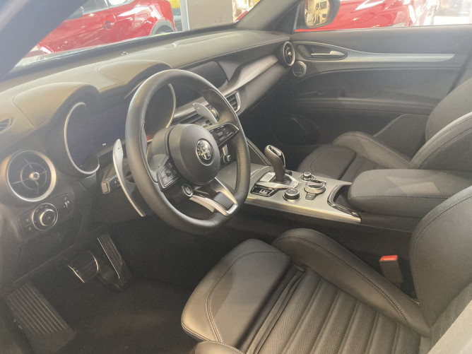 Alfa Romeo Stelvio 2.0 Petrol 280KS Q4 AT8 VELOCE 