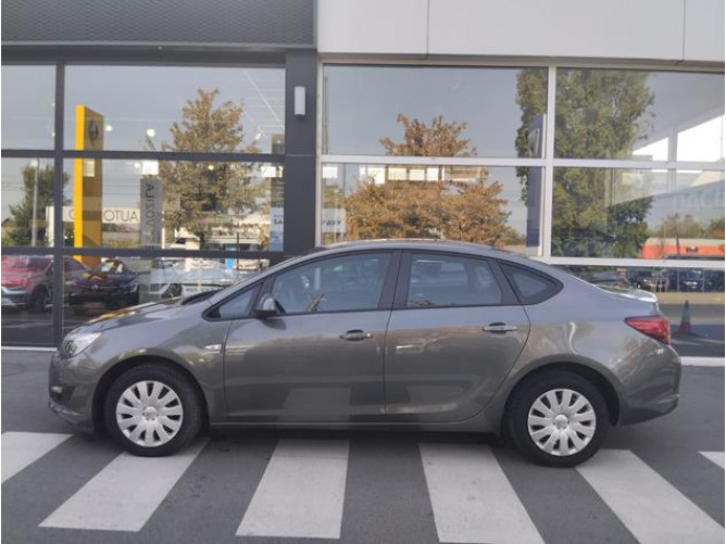 Opel Astra J 1.6 Enjoy Aut 
