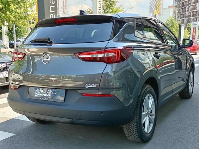 Opel Grandland X 1.5 HDI Business AUT 