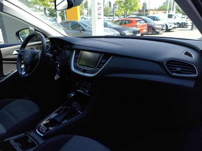 Opel Grandland X 1.5 HDI Business AUT 