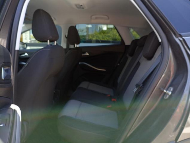 Opel Grandland X 1.5 HDI Business AUT 