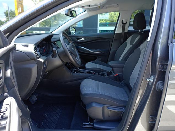 Opel Grandland X 1.5 HDI Business AUT 