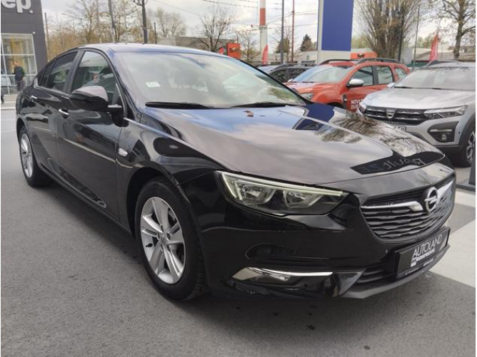 Opel Insignia 1.6 cdti Edition 