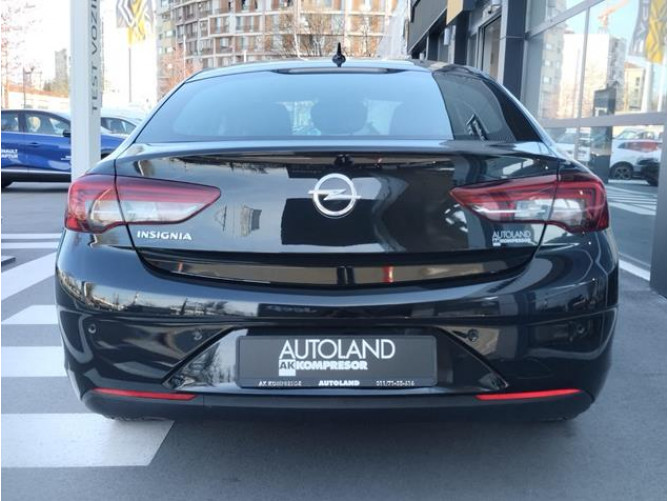 Opel Insignia 1.6 cdti Edition 