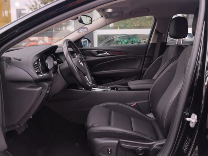 Opel Insignia 1.6 cdti AUT 