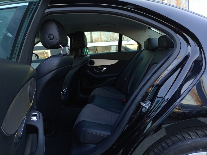 Mercedes Benz C 220 D 4MATIC 