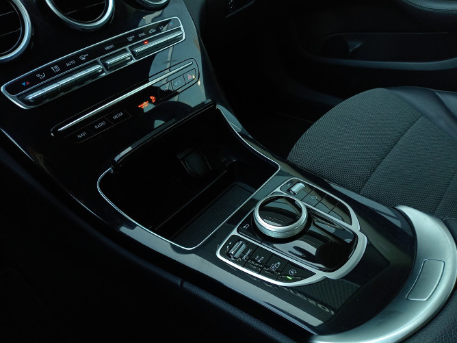 Mercedes Benz C 220 D 4MATIC 