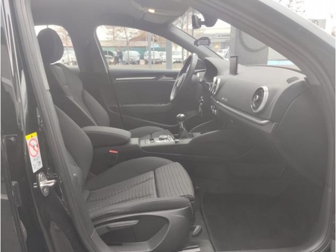 Audi A3 1.6 TDI Design 
