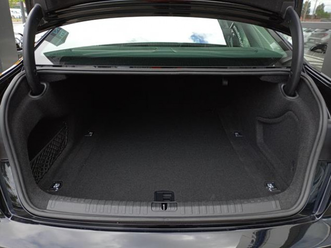 Audi A6 2.0 TDI Hybrid 