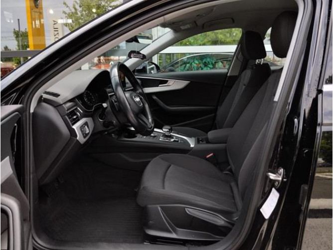Audi A4 2.0TDI Basic STronic 