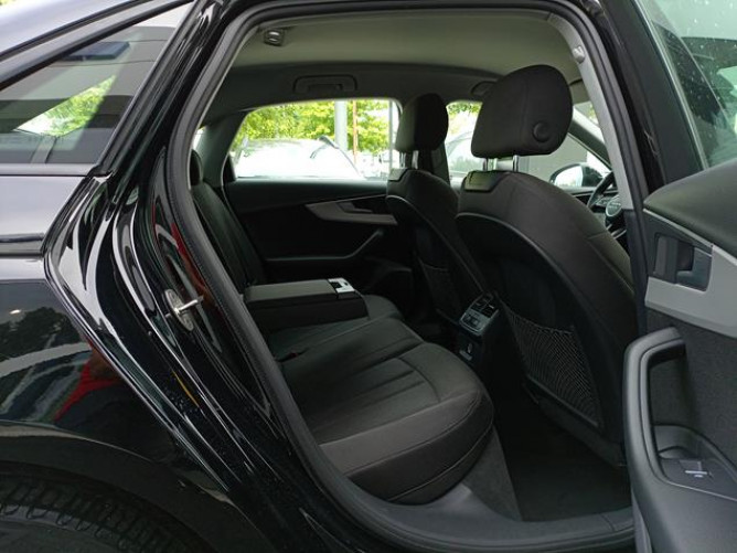 Audi A4 2.0 TDI Hybrid 