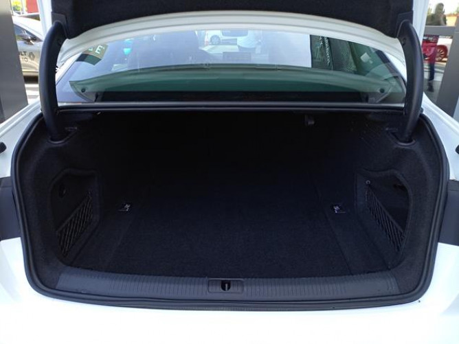 Audi A4 2.0 TFSI Hybrid 