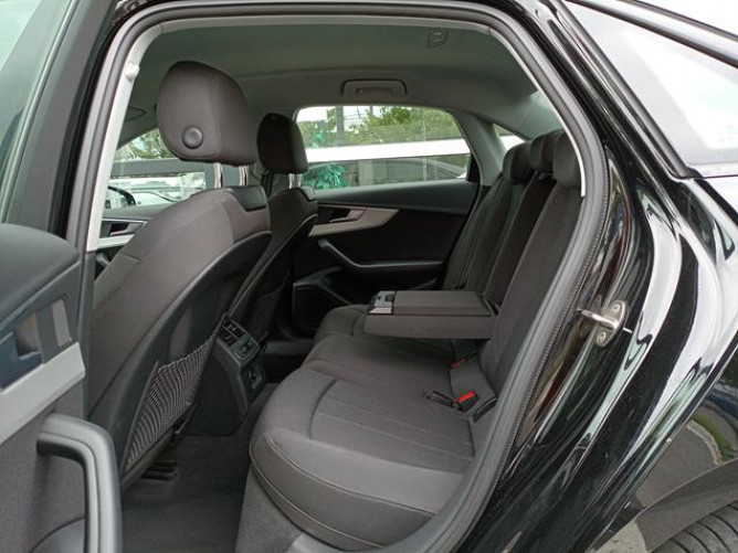 Audi A4 2.0 TDI Hybrid 