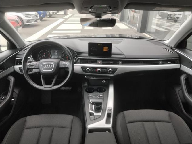 Audi A4 2.0 TDI Aut 