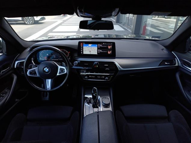 BMW 520 2.0 XDrive M 