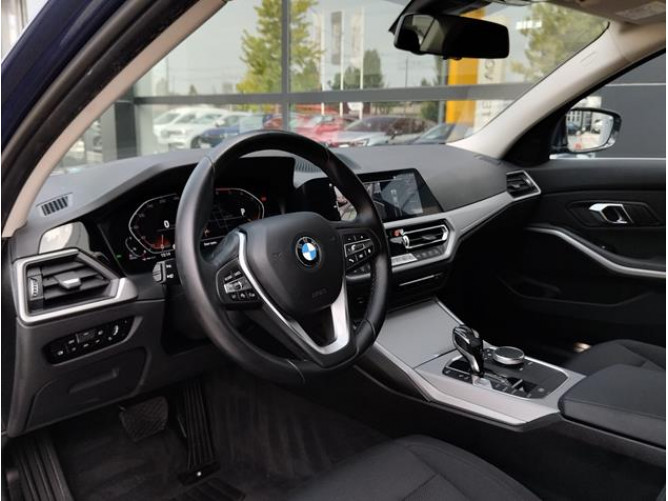 BMW 320 D xDrive AUT 