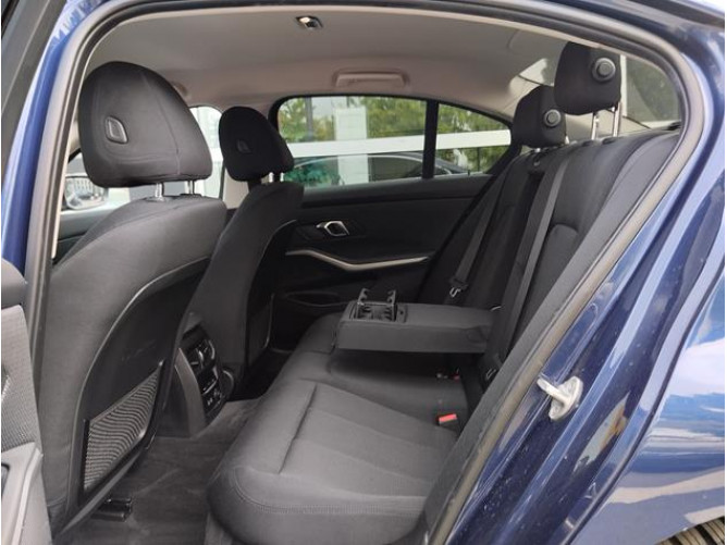 BMW 320 D xDrive AUT 