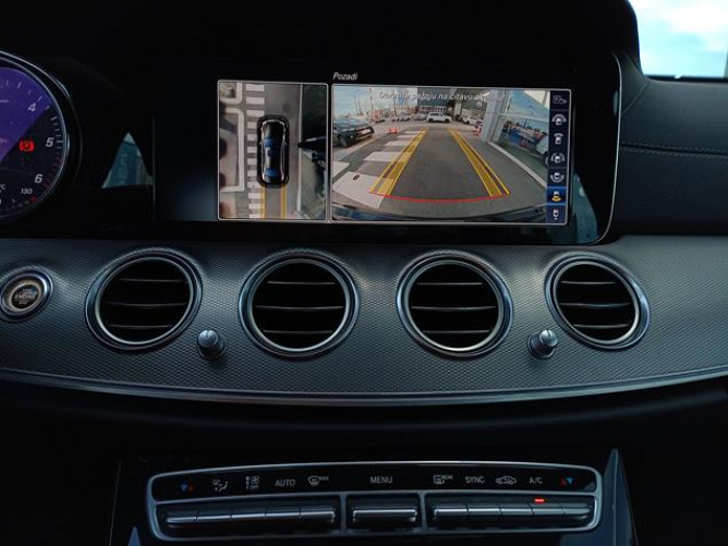 Mercedes Benz E 220 D 4MATIC 