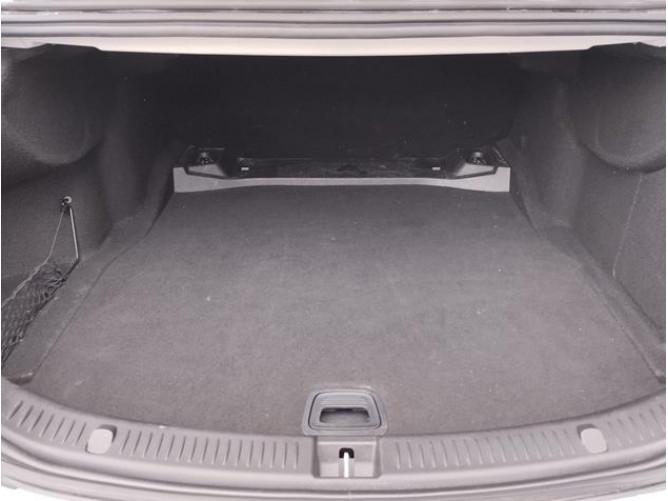 Mercedes Benz E 220 2.0 