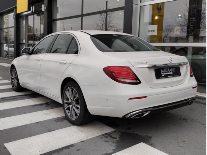 Mercedes Benz E 220 2.0 