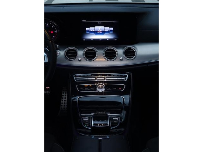 Mercedes Benz E 350 D AMG 4MATIC 