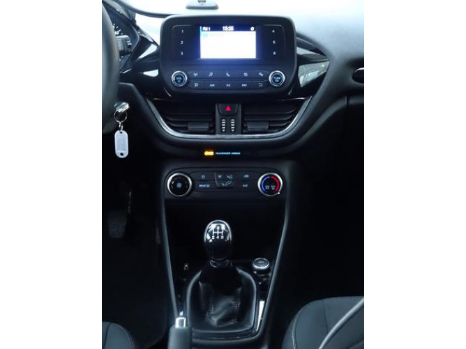Ford Fiesta 1.1 Trend 