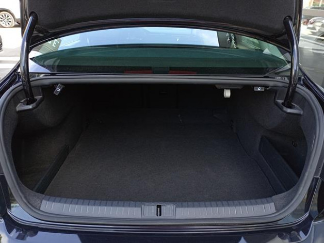Volkswagen Passat B8 2.0 TDI Comfortline 