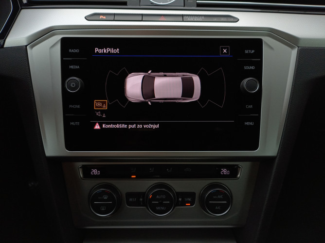 Volkswagen Passat B8 2.0 TDI Comfort DSG 