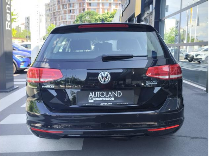 Volkswagen Passat B8 1.6 TDI SW DSG 