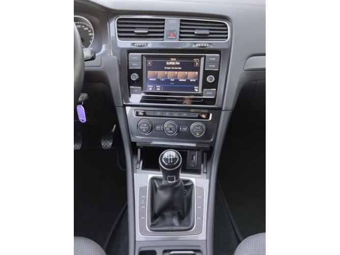 Volkswagen Golf 7 1.6 TDI Comfort 