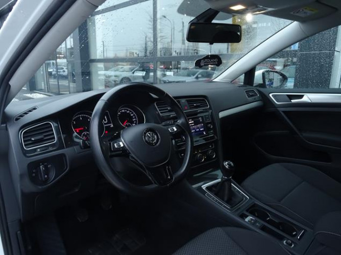 Volkswagen Golf 7 1.6 TDI Trendline 