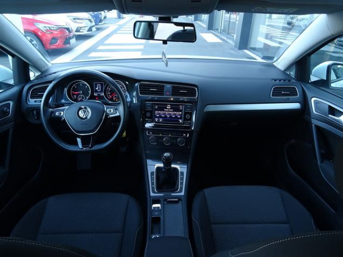 Volkswagen Golf 7 1.6 TDI Trendline 