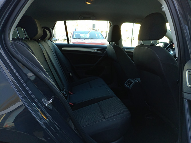 Volkswagen Golf 7 1.6 TDI Trendline 