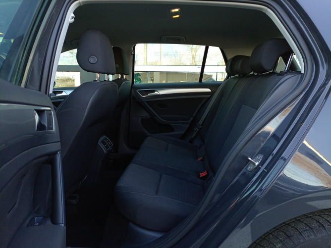 Volkswagen Golf 7 1.6 TDI Trendline 
