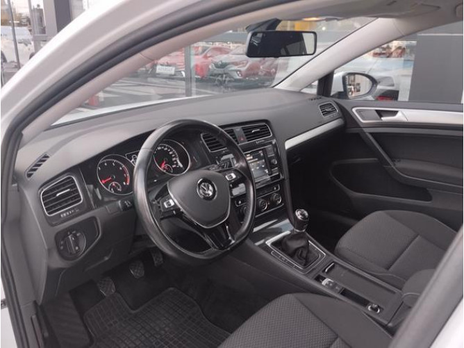 Volkswagen Golf 7 1.0 TSI Trend 