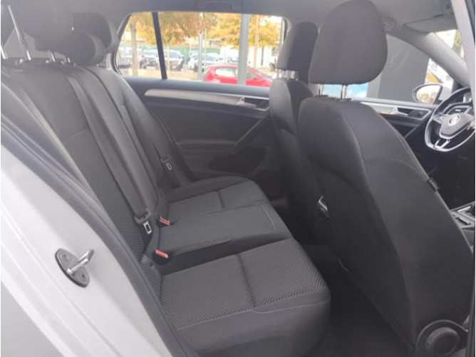 Volkswagen Golf 7 1.0 TSI Trend 