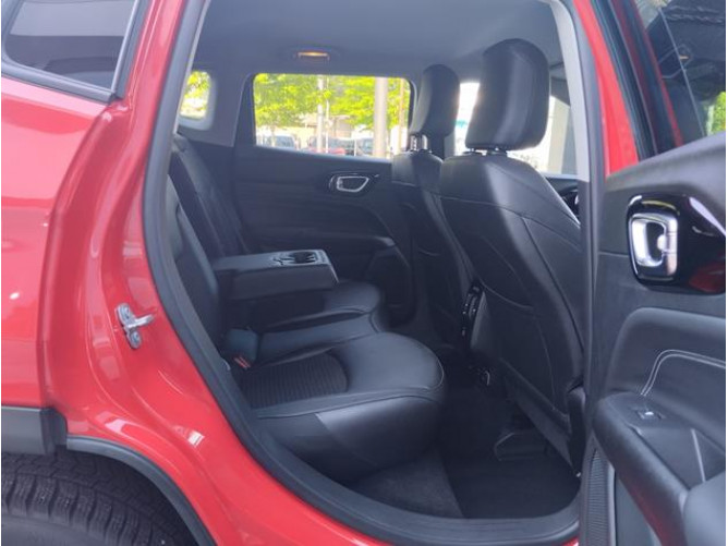 Jeep Compass 1.3 Limited AUT 