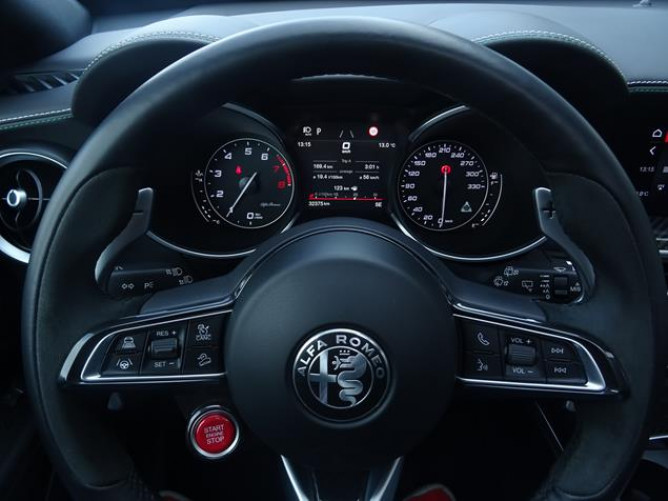 Alfa Romeo Stelvio 2.9 Quadrifoglio 