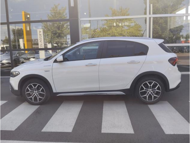 Fiat Tipo 1.6 mjtd Cross 